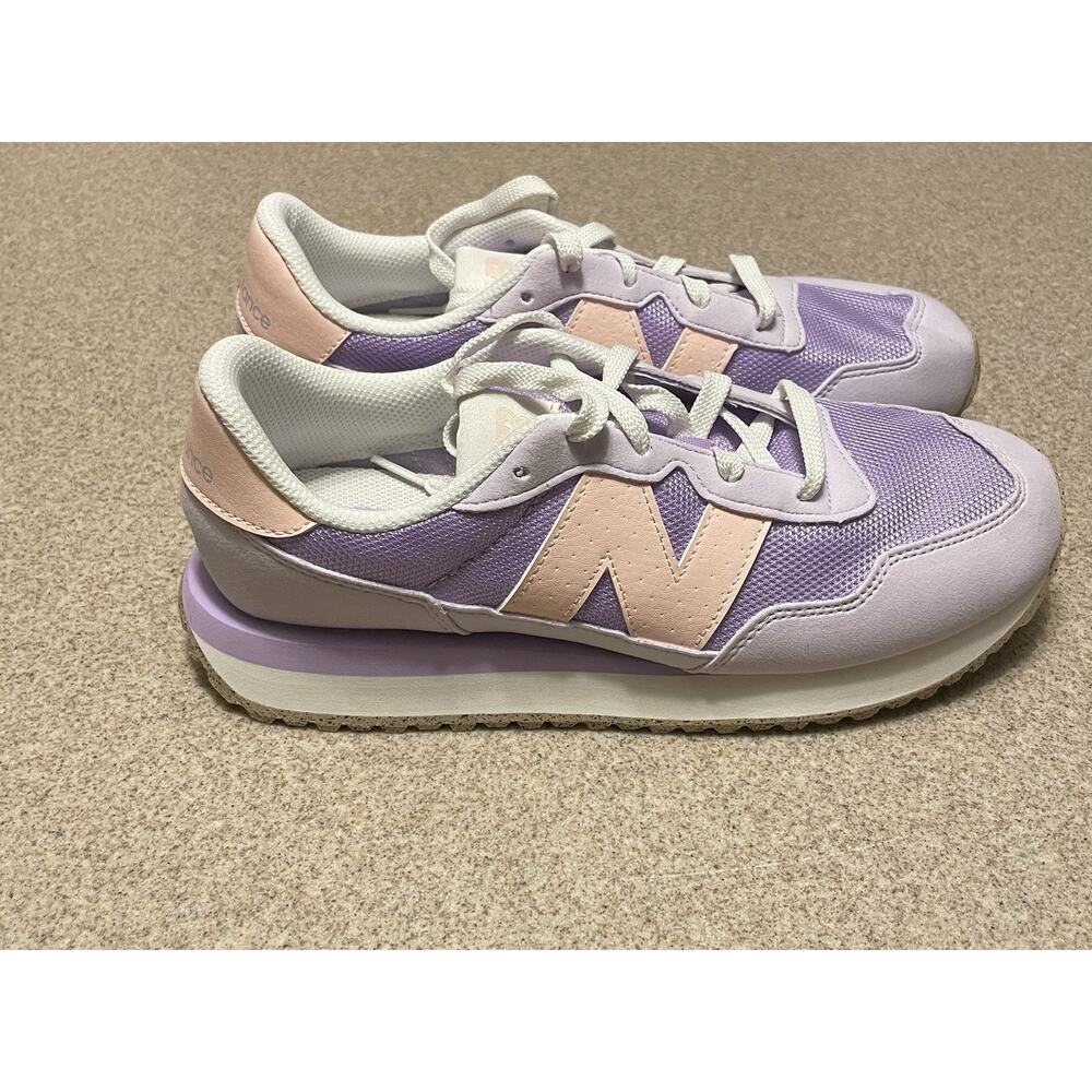 Size 7 Youth / 8.5 Women's New Balance 237 Sneakers GS237HL Lilac Pink